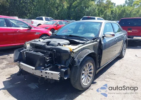 2012 Chrysler 300 z USA, uszkodzony, nr VIN 2C3CCAAG3CH129666